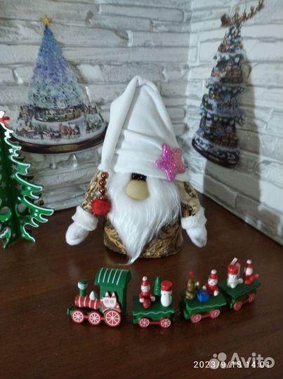 Новогодний гном