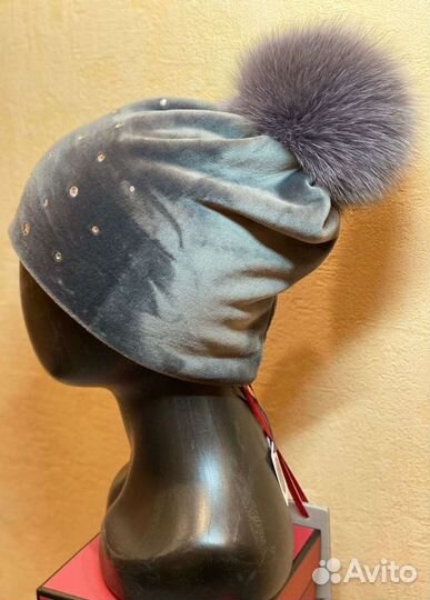 Шапка женская велюровая