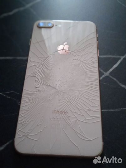 iPhone 8 Plus, 64 ГБ