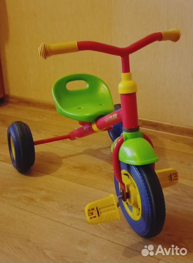 Детский трехколесный велосипед