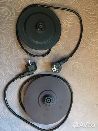 Подставка (коричневая) под электрочайник