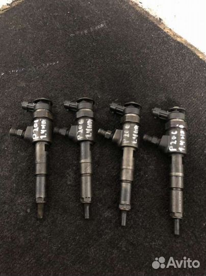 Форсунка peugeot 206 1 1.4 nn