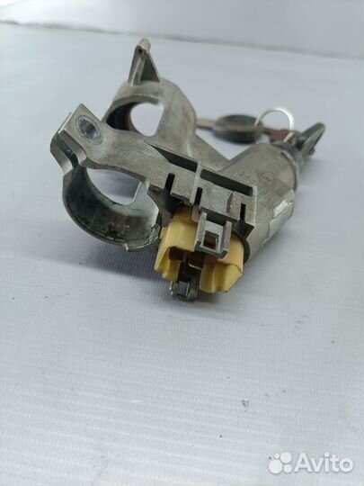 Замок зажигания Volkswagen Passat B3