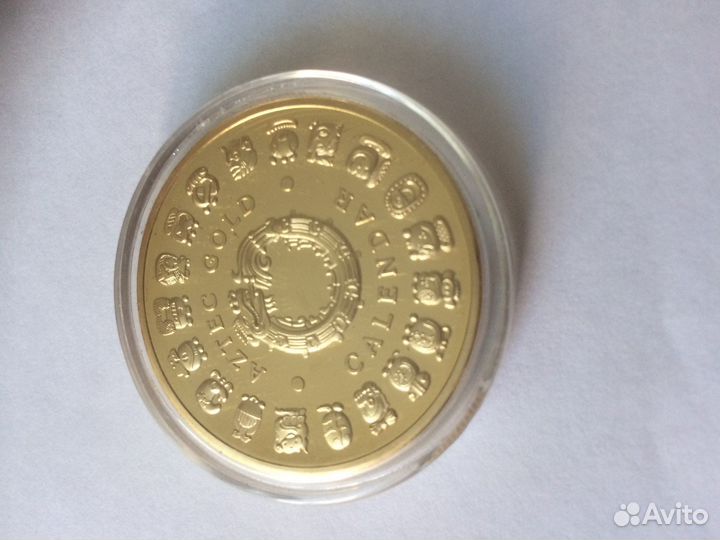 Большая позолоченная монета Золото ацтеков