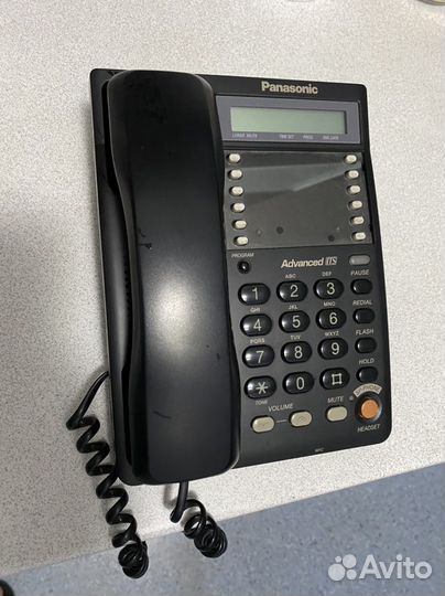 Проводной телефон Panasonic KX-ts2365rub