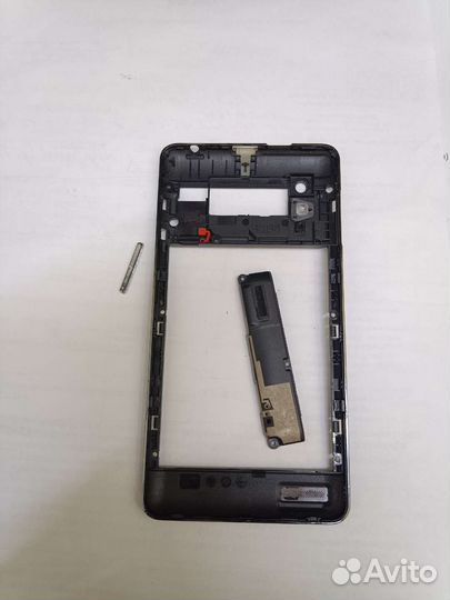 Средняя часть корпуса Lenovo P780