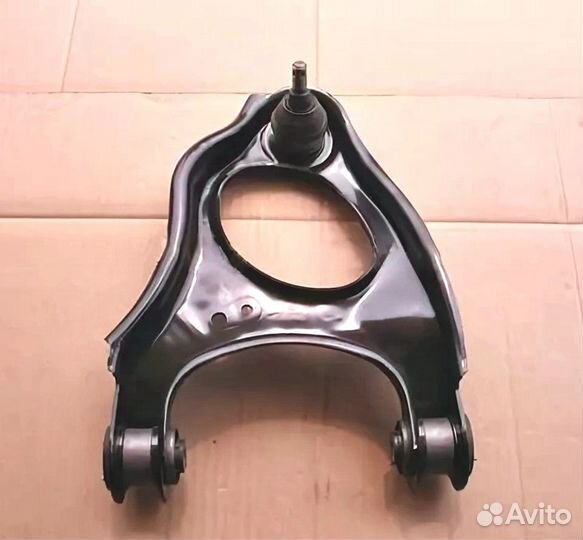 Рычаг задний верхний левый с шаровой Honda Accord