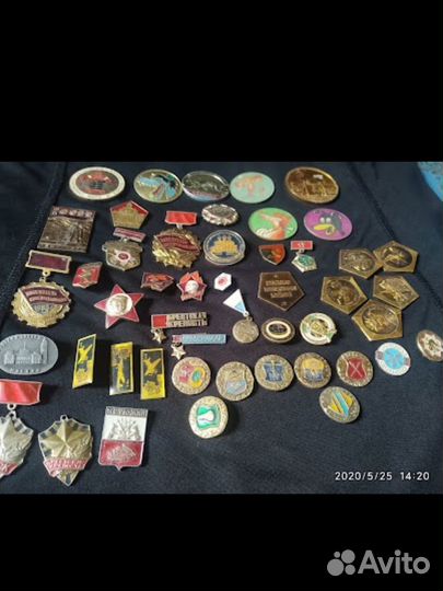 Значки и медали