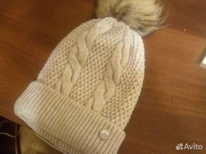 Шапка женская утепленная