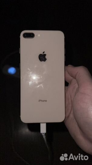 iPhone 8 Plus, 64 ГБ