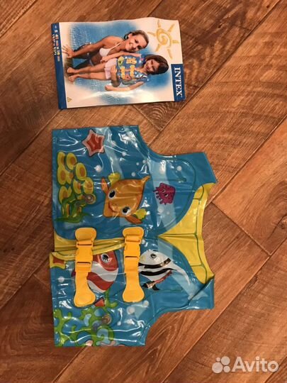 Детский надувной жилет Intex