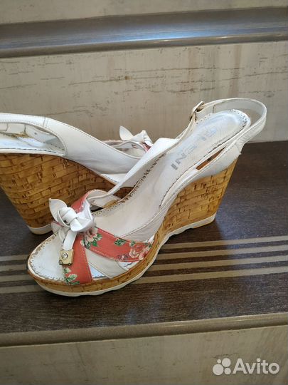 Босоножки женские 40 размер