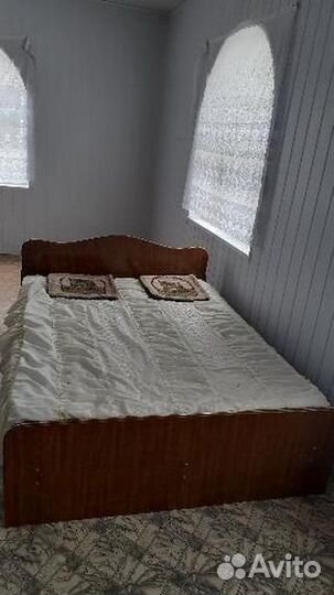 Спальный гарнитур