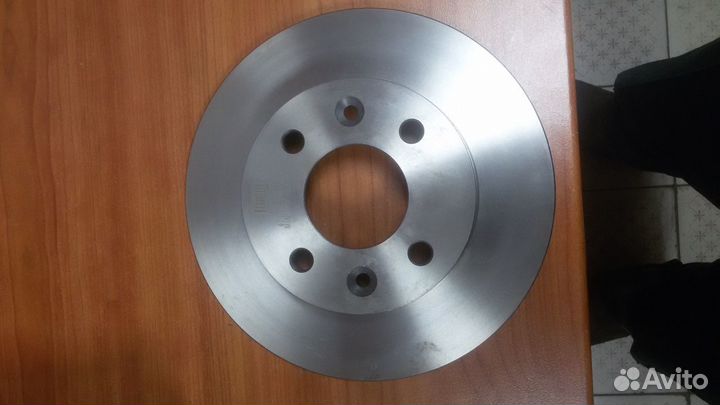 Тормозные диски для Рено Логан