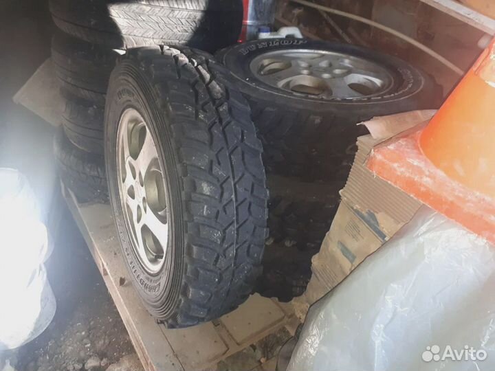 R16 Dunlop Grandtrek MT2 225/75, PCD 5x114.3 DIA 67.1