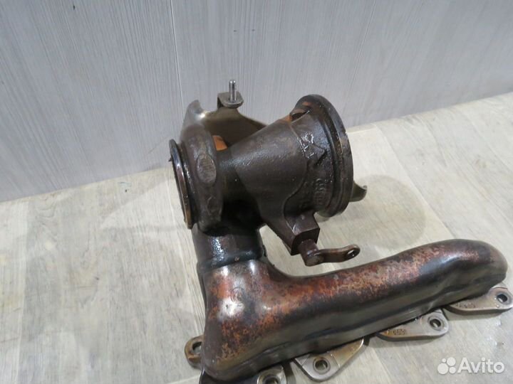 Коллектор выпускной Mercedes Benz W205