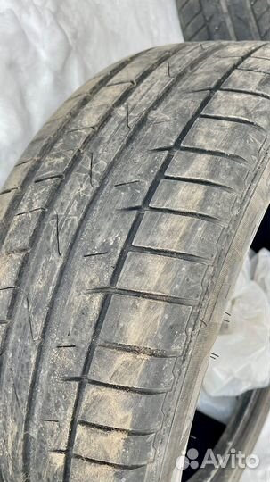 Petlas Explero PT431 215/55 R18