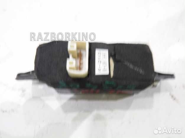 Кнопка стеклоподъемника