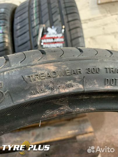 Arivo Ultra ARZ5 245/35 R21 и 275/30 R21 96W