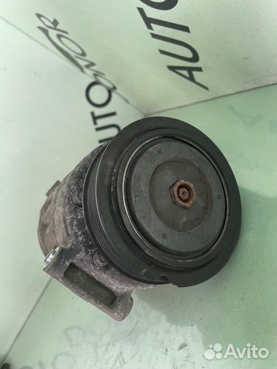 Компрессор кондиционера Volkswagen Touareg 7L