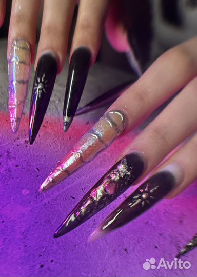 Модель на креативный маникюр