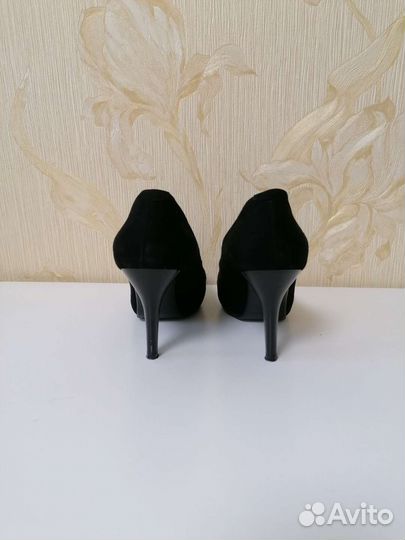 Туфли замшевые 34-35