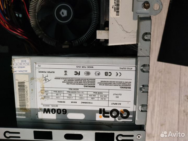 Материнская плата с процессором и памятью