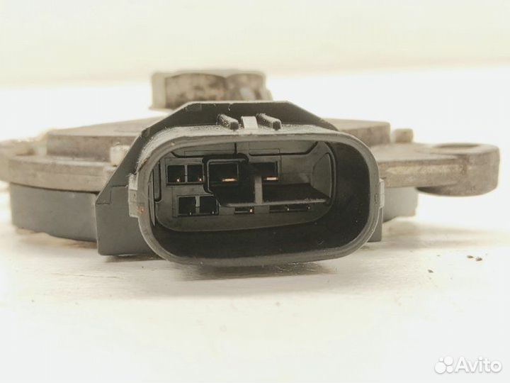 Датчик положения селектора АКПП Suzuki Swift ZC11S