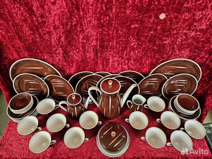 Сервиз на 12 персон 52 предмета. ГДР Фрейбергер 60