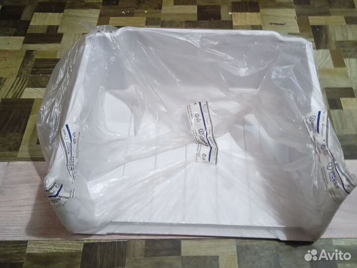 Ящик морозильной камеры Индезит