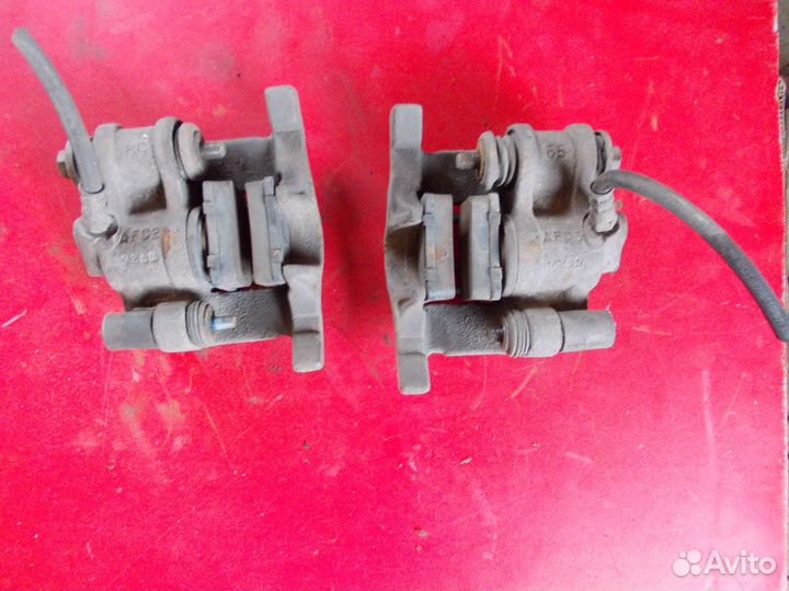 Супорта на мерседес vito 638. 2,3 т д