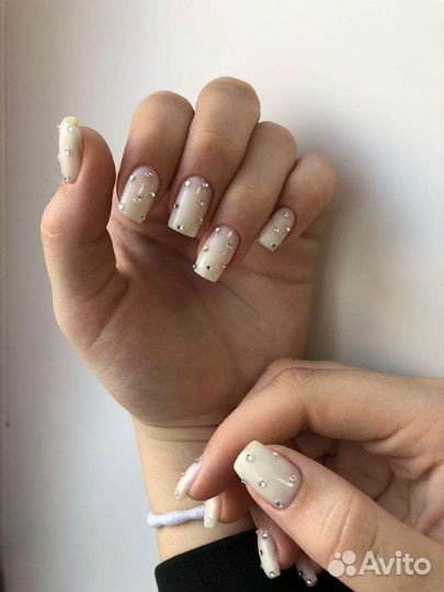 Наращивание ногтей