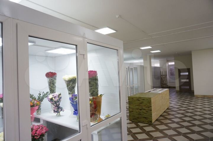 Торговая площадь, 180.7 м²