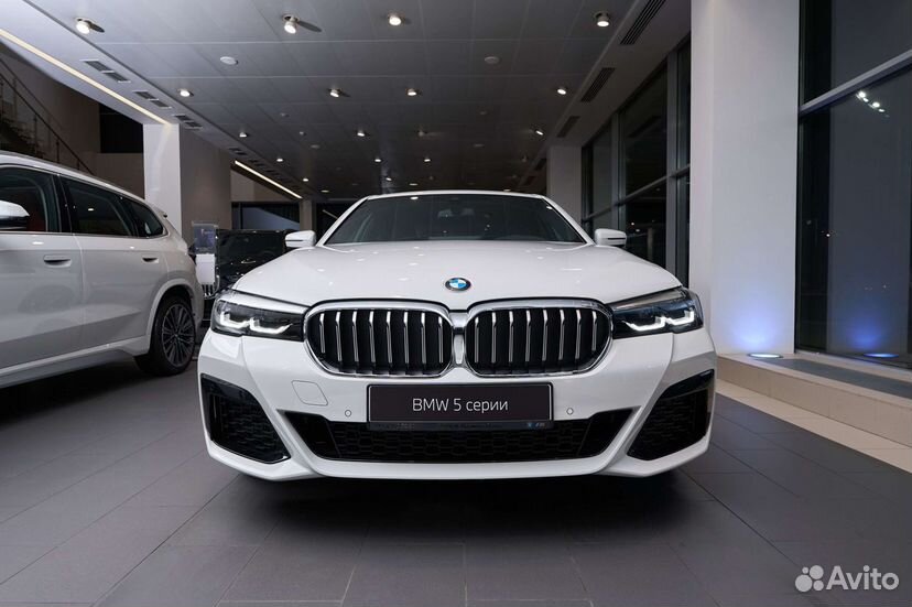 BMW 5 серия 2.0 AT, 2023