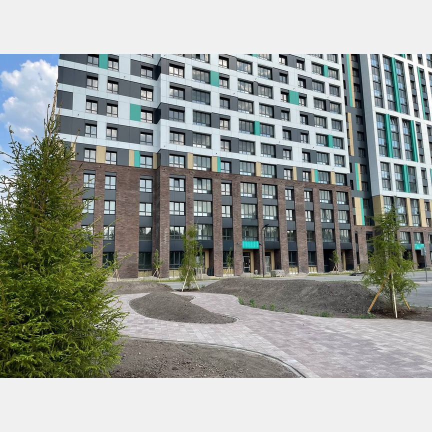 2-к. квартира, 60,3 м², 16/17 эт.
