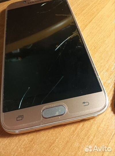 Samsung Galaxy J7 (2017), 3/16 ГБ