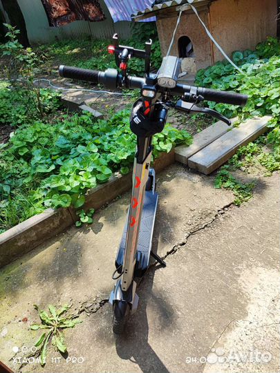 Самокат взрослый электрический новый