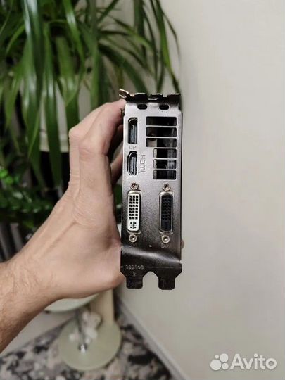 Видеокарта AMD r7 370 nitro