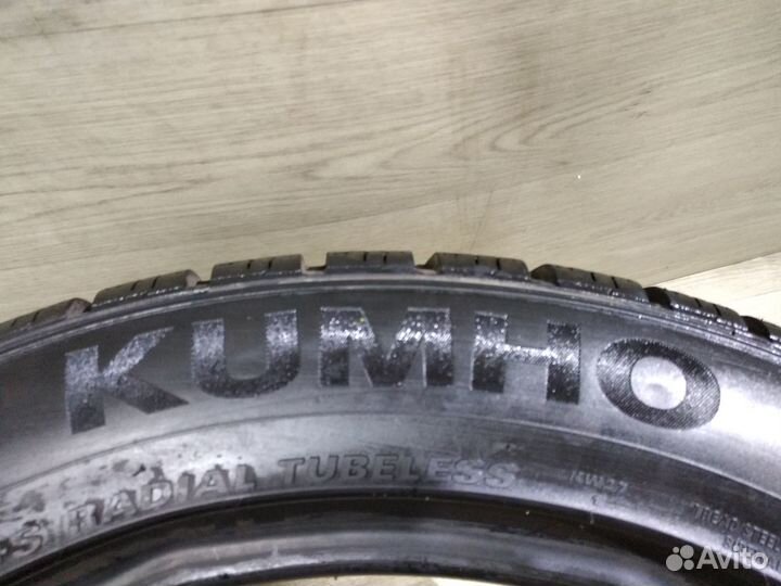 Kumho WinterCraft KW27 225/55 R17