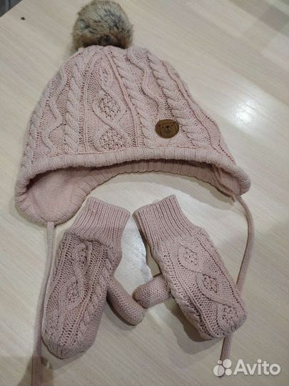 Набор шапка варежки