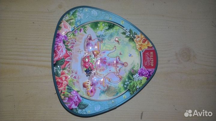 Коробка жестяная