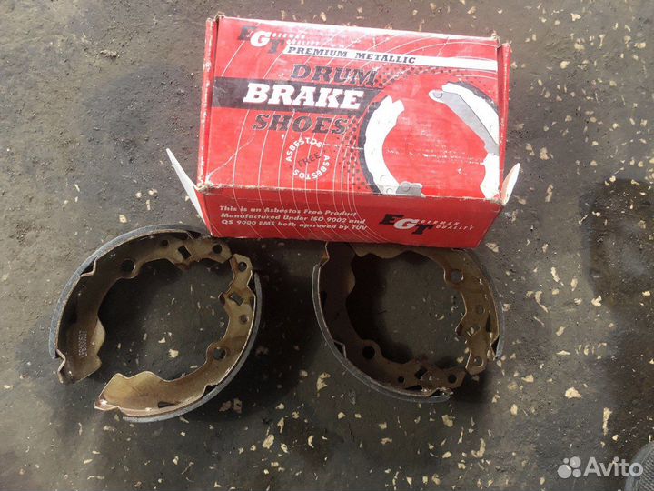 Колодки барабанные задние Honda Civic / CRX