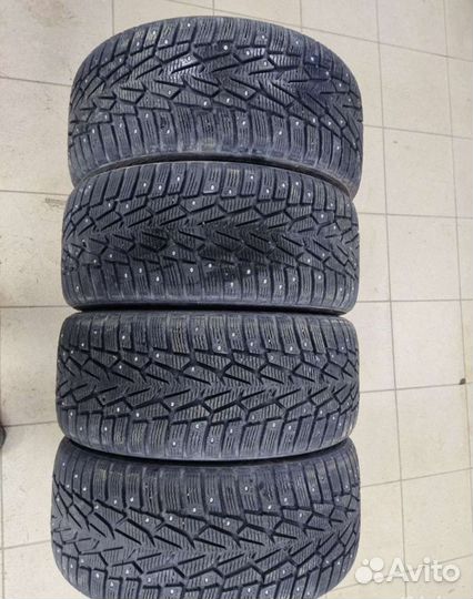 Nokian Tyres Hakkapeliitta 7 245/45 R17