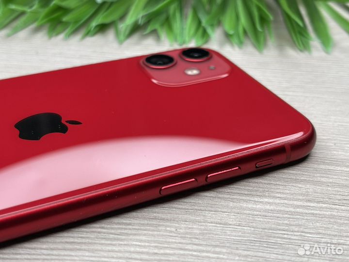 iPhone 11 64GB Red