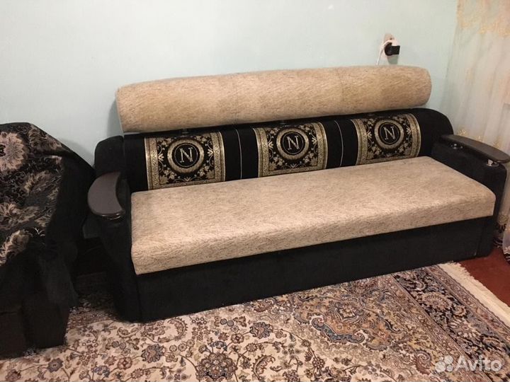 Диван с 2-мя креслами