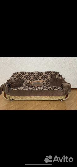 Покрывала на диван и кресла