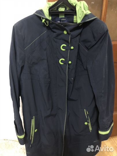 Ветровка,Пальто демисезонное женское 54 размер
