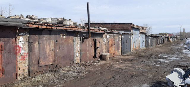 Гараж, > 30 м²