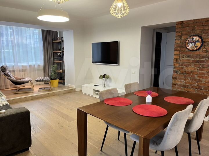 3-к. квартира, 80 м², 4/14 эт.