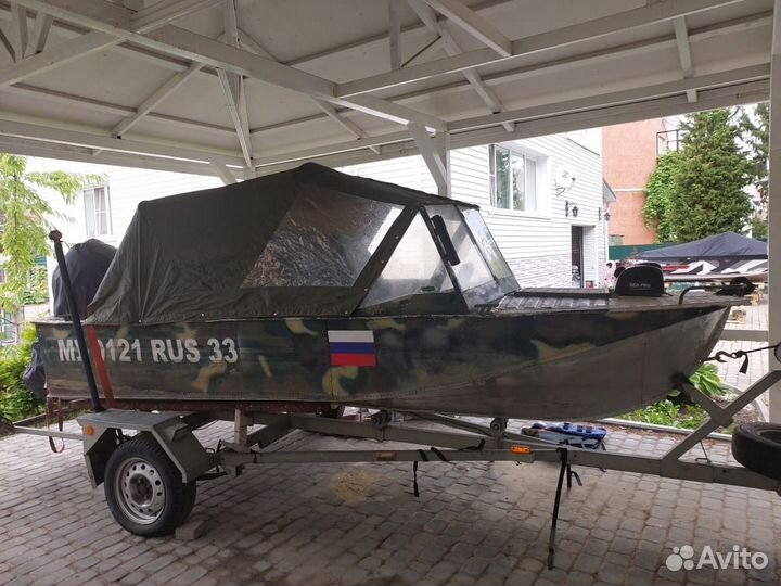 Моторная лодка